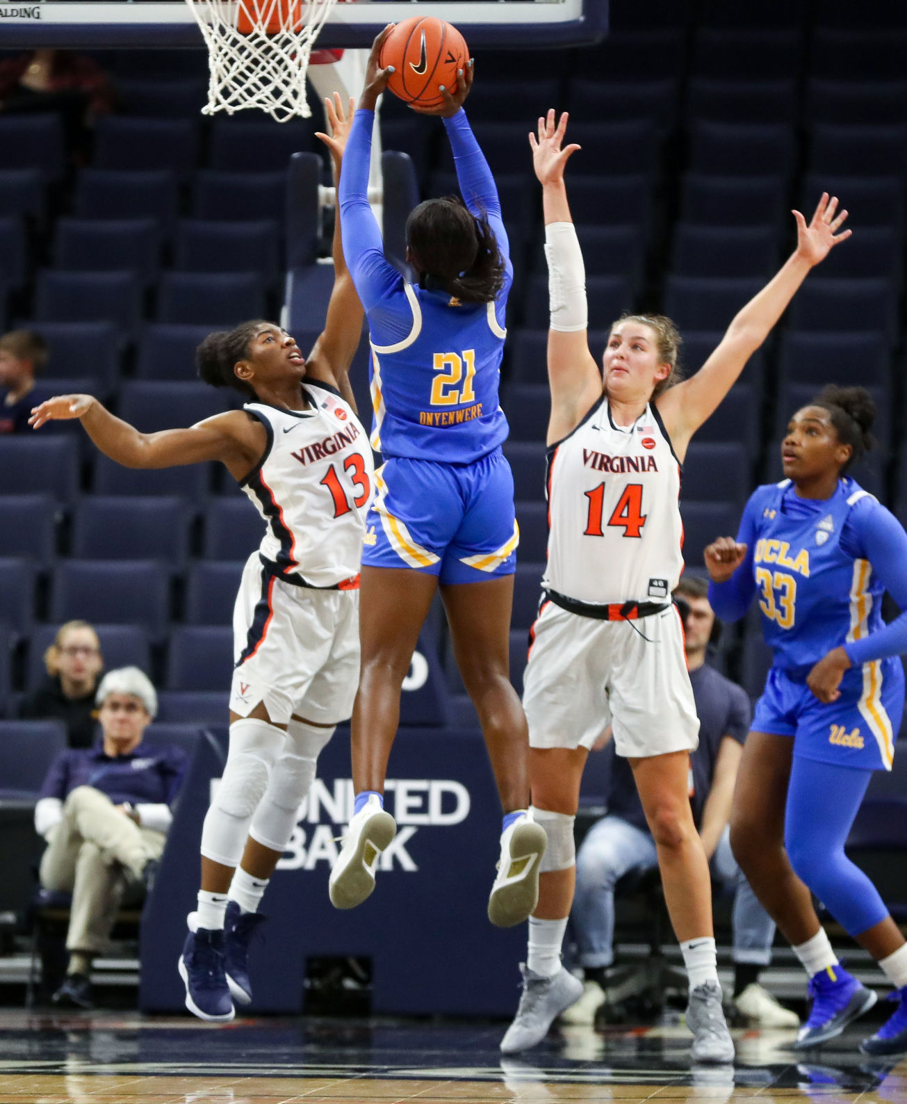 20191201_cdp_sports_UVa_wbball245.JPG